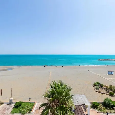 Stunning Views Await You In Marina De La Duquesa *